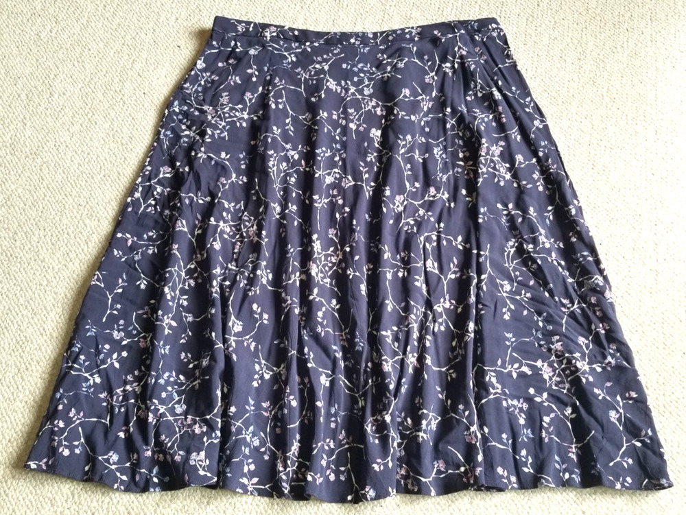 Womens Skirt-J.JILL-gray dark floral rayon midi A-line elastic waist Fairy-PL